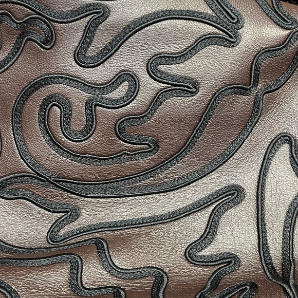 Sharif Brown Leather w/ Black Embroidery Detail Shoulder Bag - Picture 5 of 11